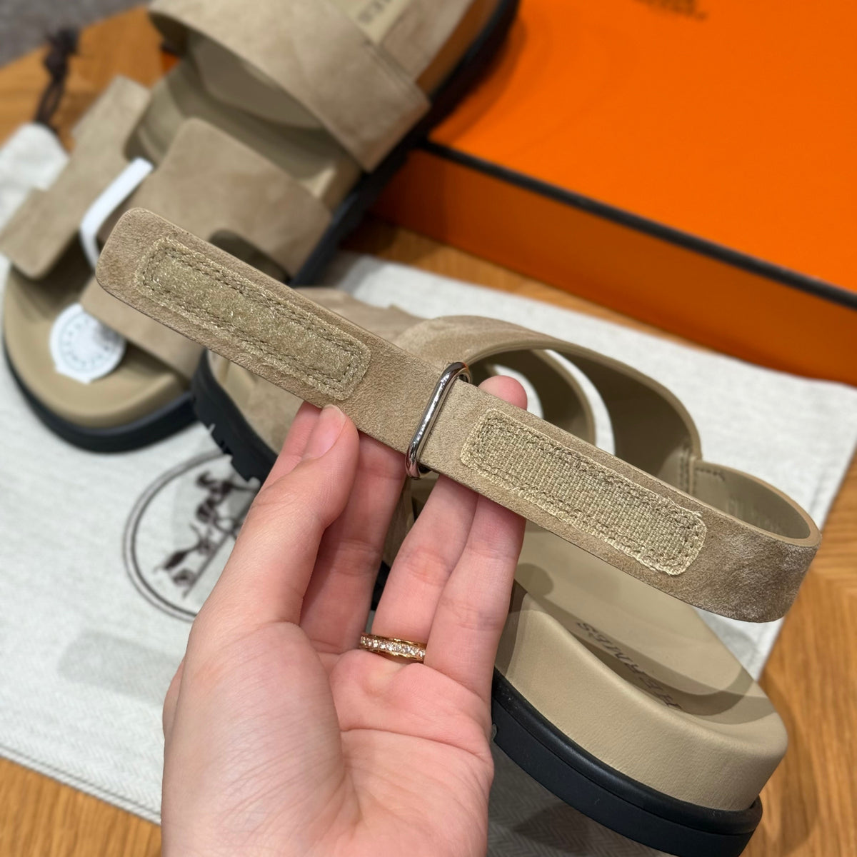 HERM GENIUS SANDALS