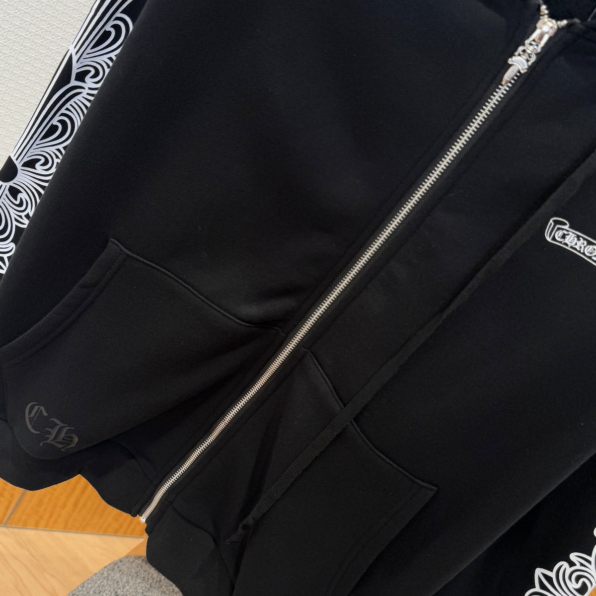 CHROME H ZIP HOODIE