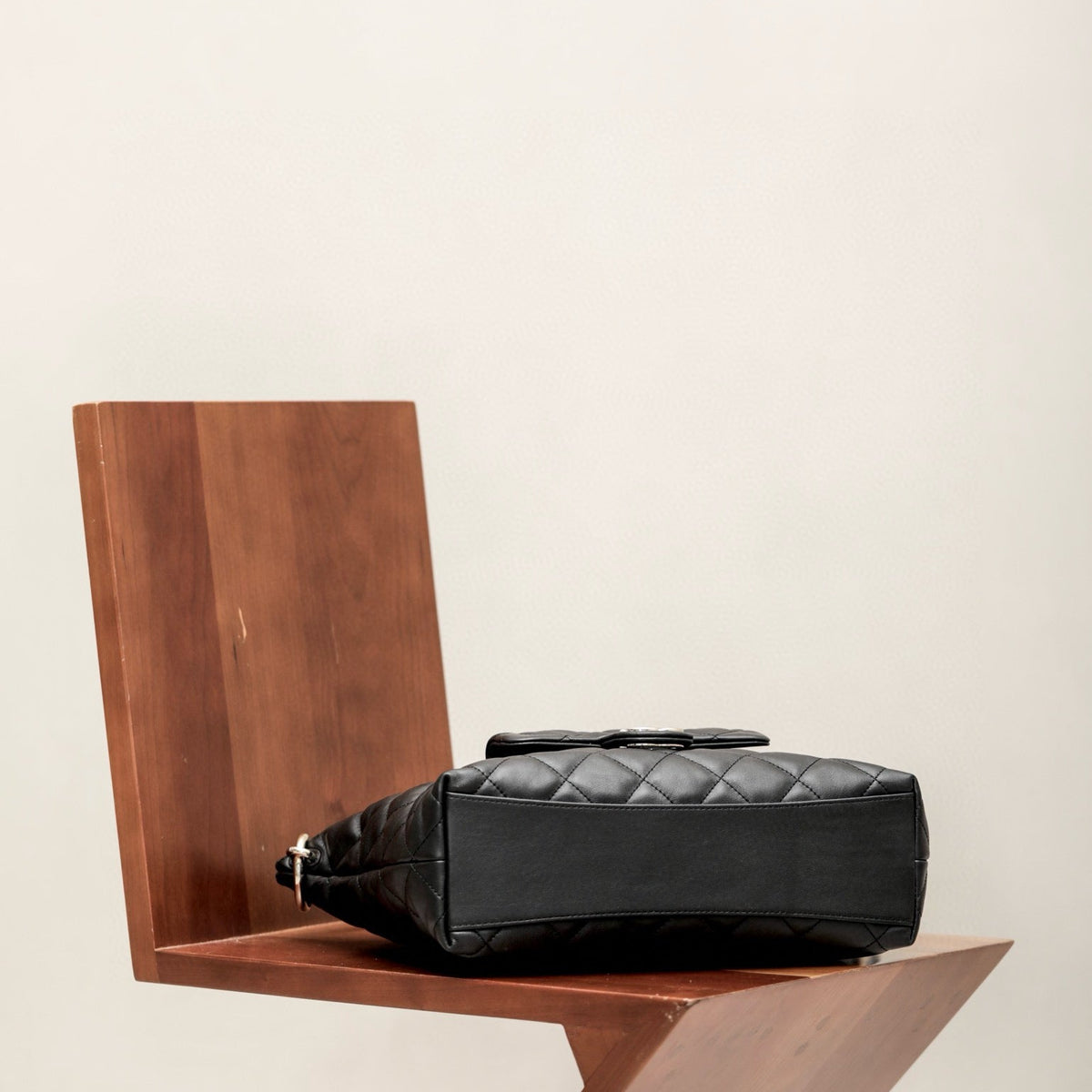 CC 23B HOBO BAG