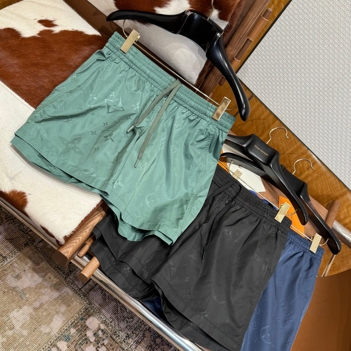 LOU SHORTS