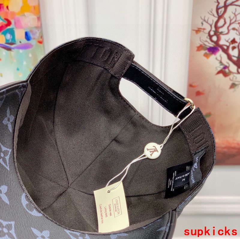 Louis Vuitton Luxury Cap