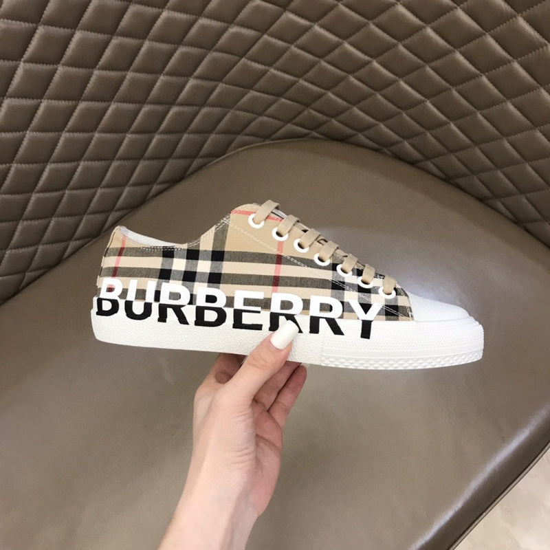 Burberry Luxury Shoes