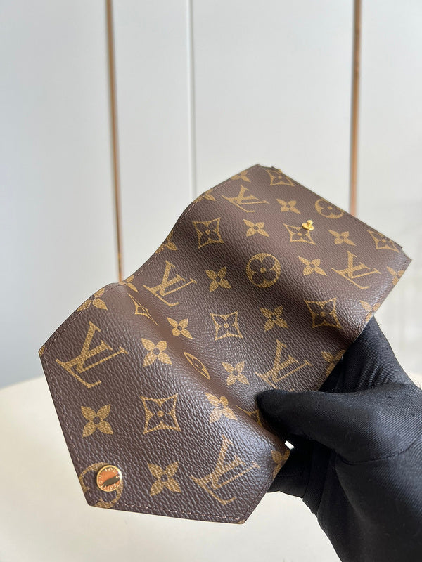 I W Fashion Lu-Vi bags - 17013
