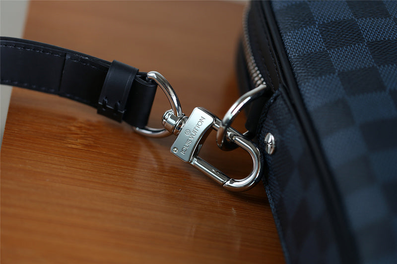 I W Fashion Lu-Vi bags - 9876