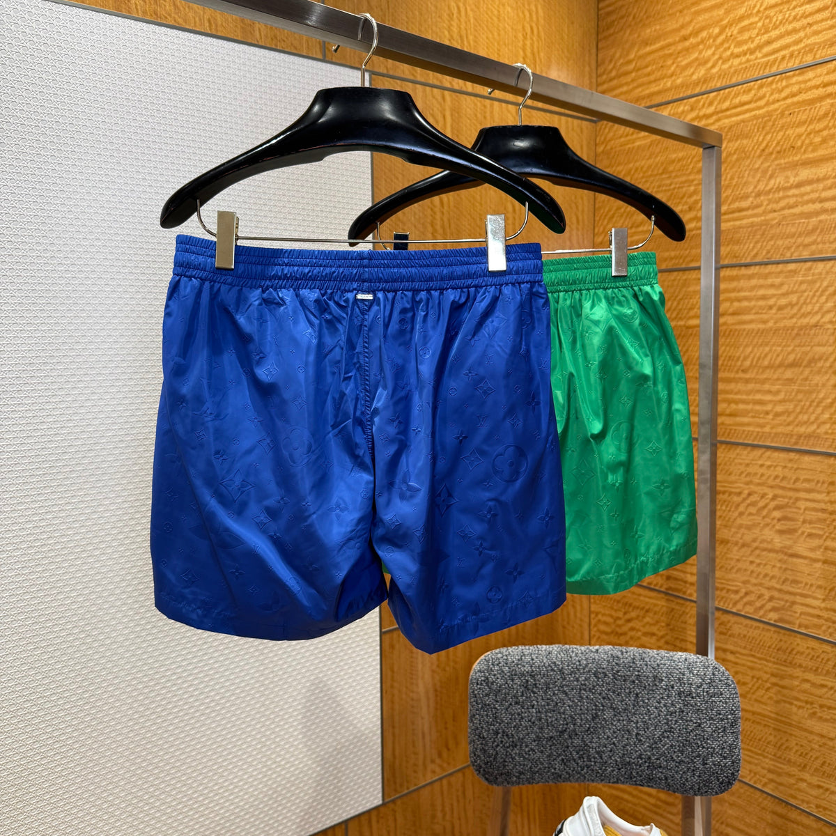 LOU SHORTS