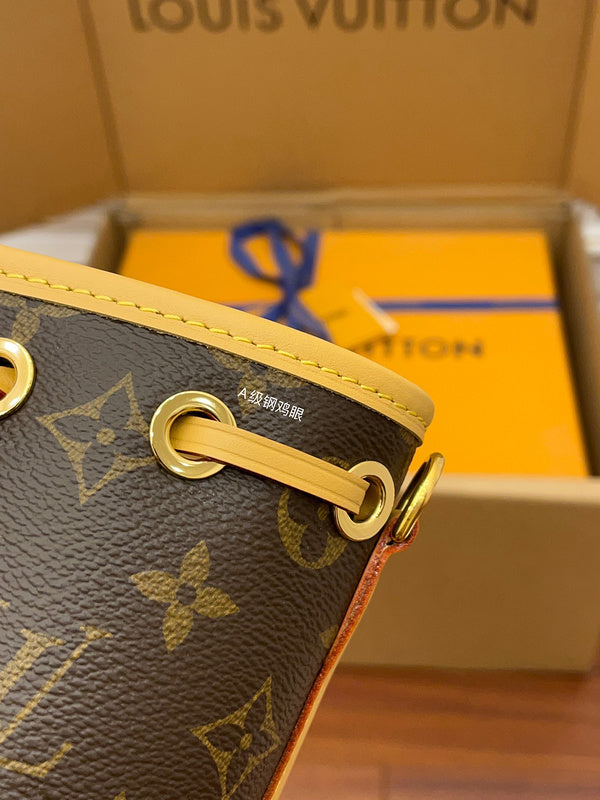 I W Fashion Lu-Vi Bags - 16637