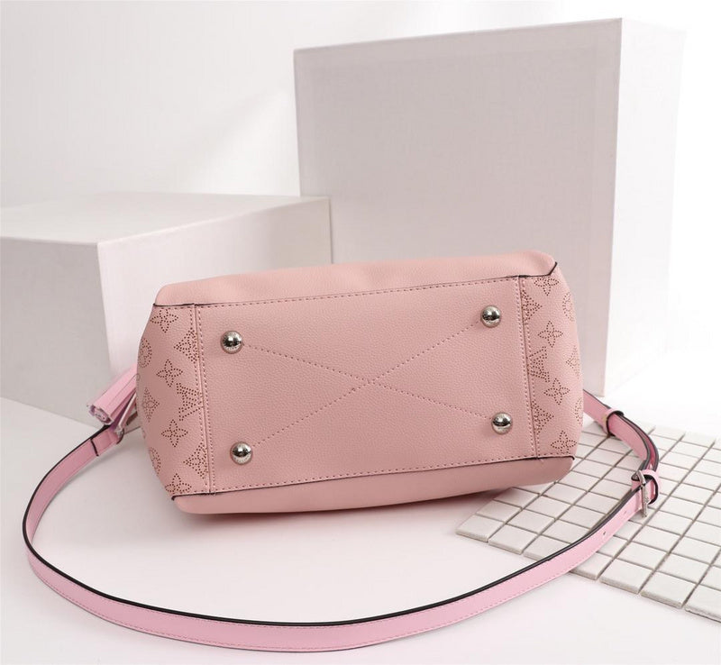 I W Fashion Lu-Vi bags - 17864
