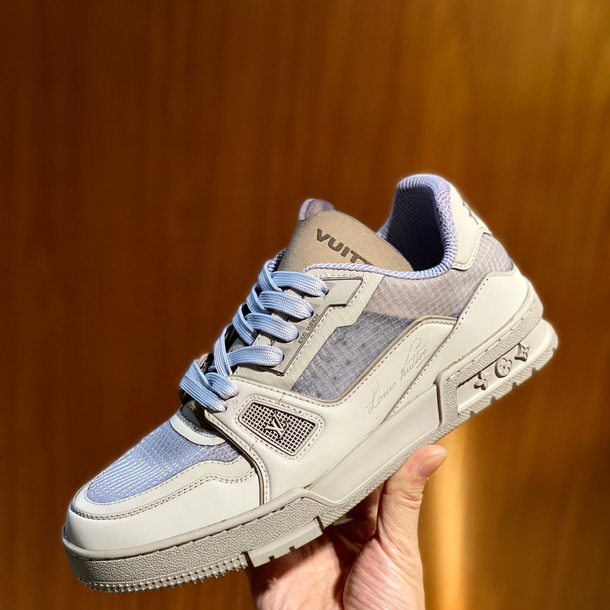 LOU SNEAKERS