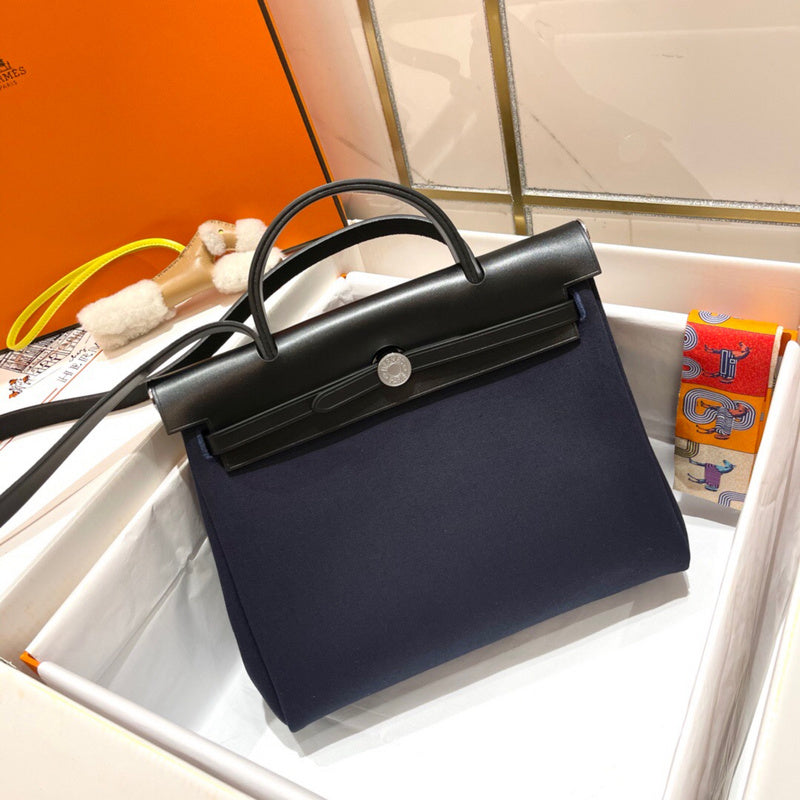 PHA - HMS Bags - 1702