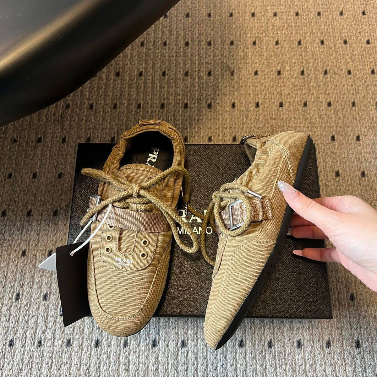 PD COLLAPSE SNEAKERS