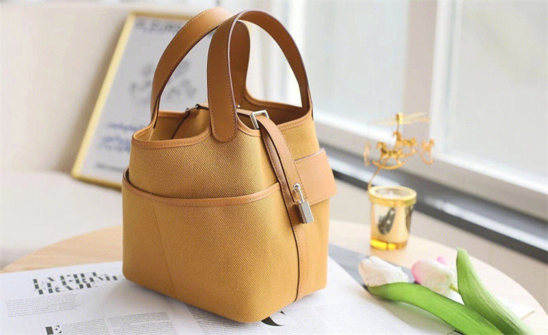 PHA - HMS Bags - 472