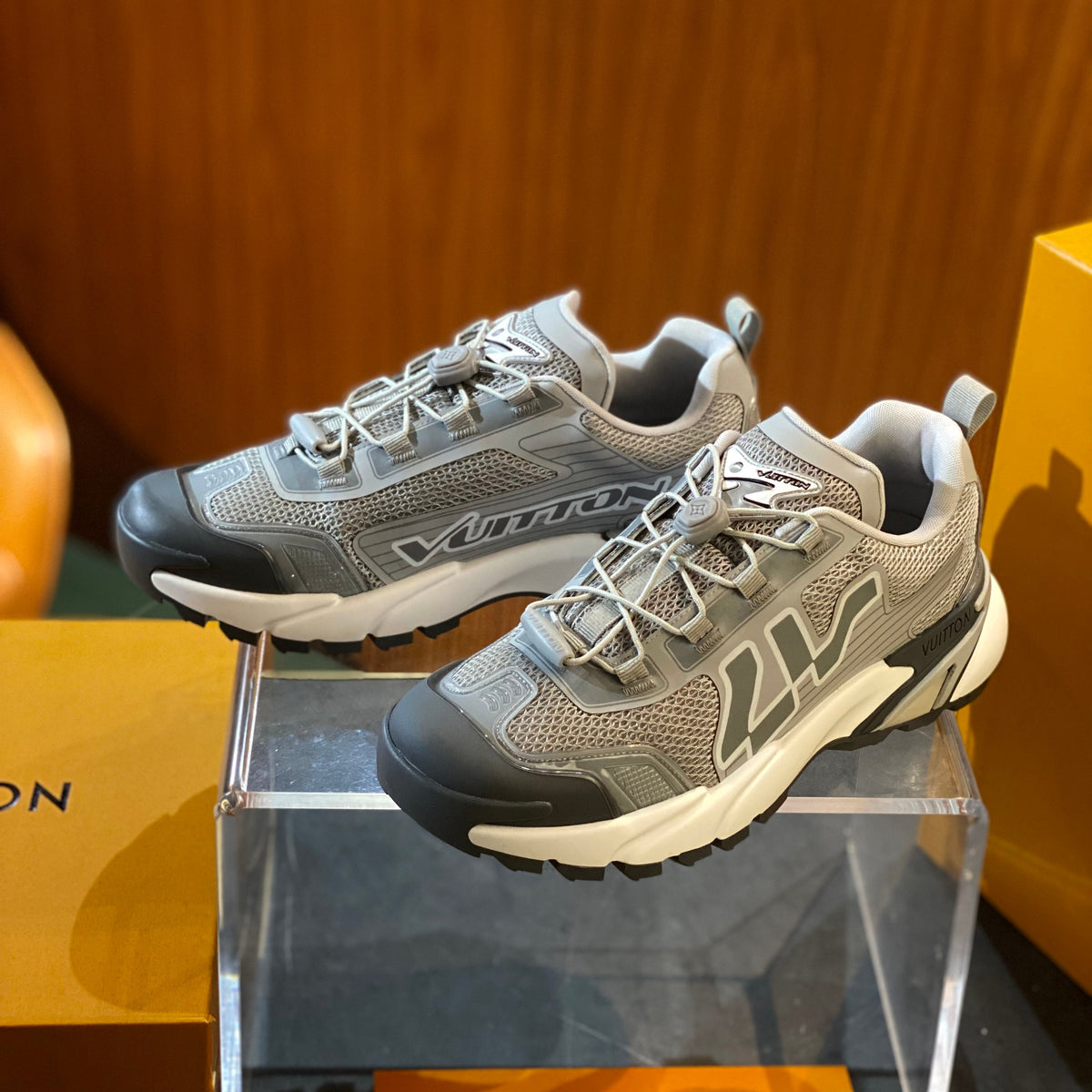 LOU RUNNER TATIC SNEAKER