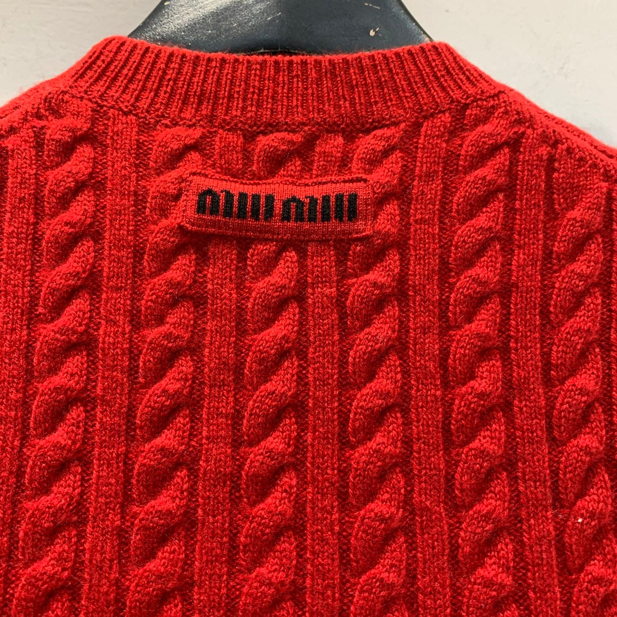 MIU M KNITTED VEST