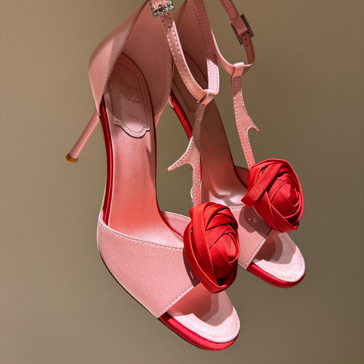 ROGER V HEELS