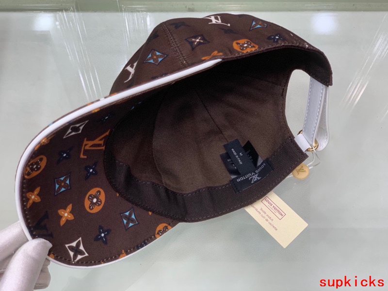 Louis Vuitton Luxury Cap