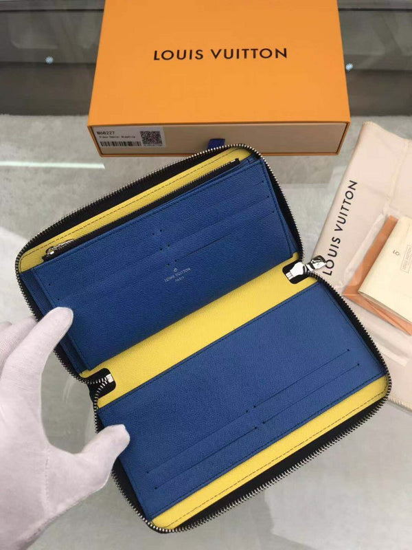 I W Fashion Lu-Vi bags - 17744
