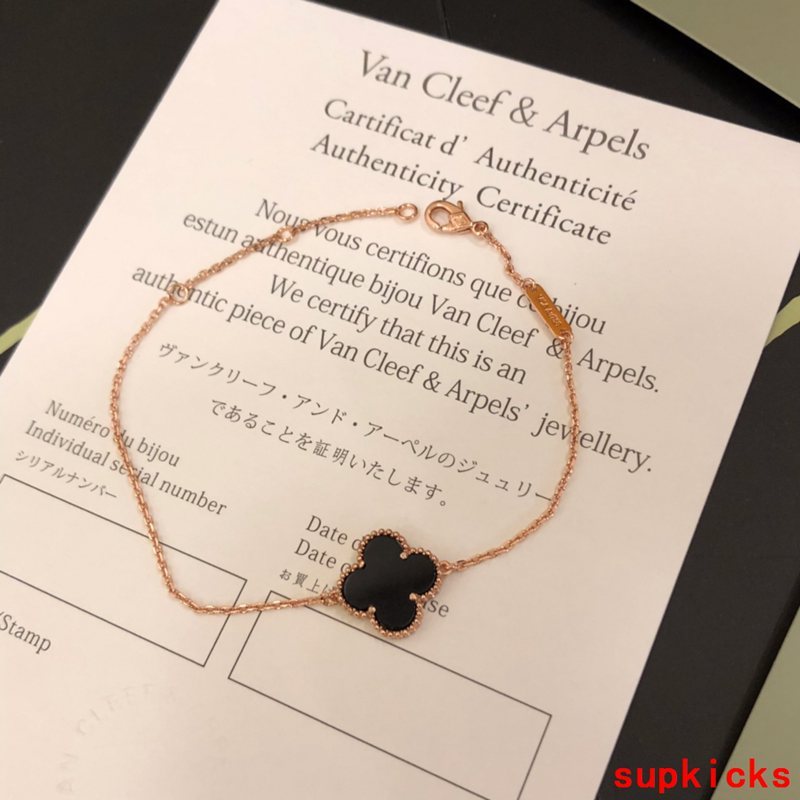 Van Cleef & Arples Jewelry