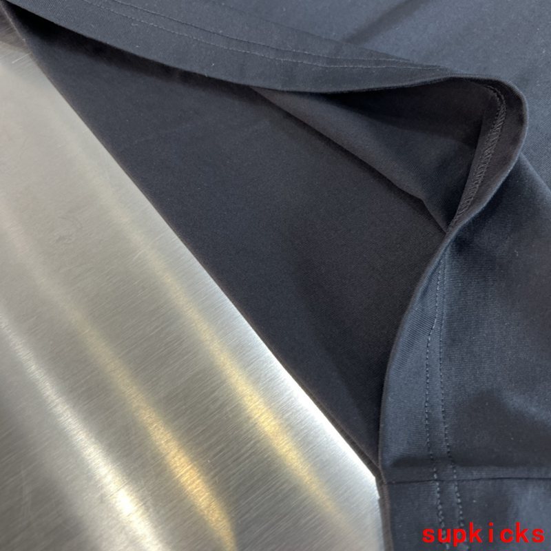 Moncler Luxury Cloth