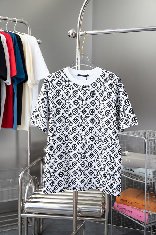 Louis Vuittion Luxury T-Shirt
