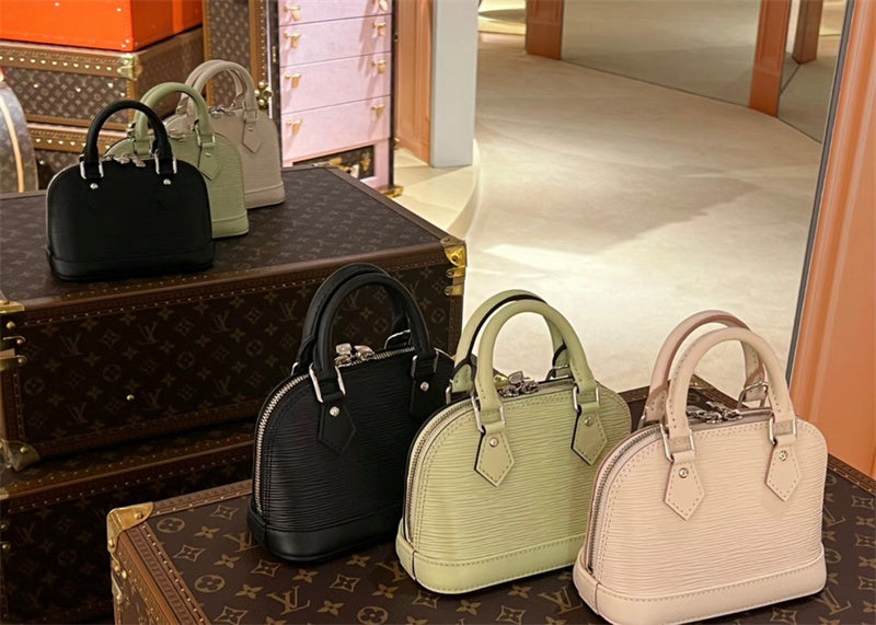PHA - LOV Bags - 470