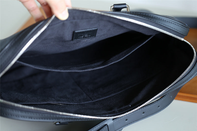 I W Fashion Lu-Vi bags - 9876