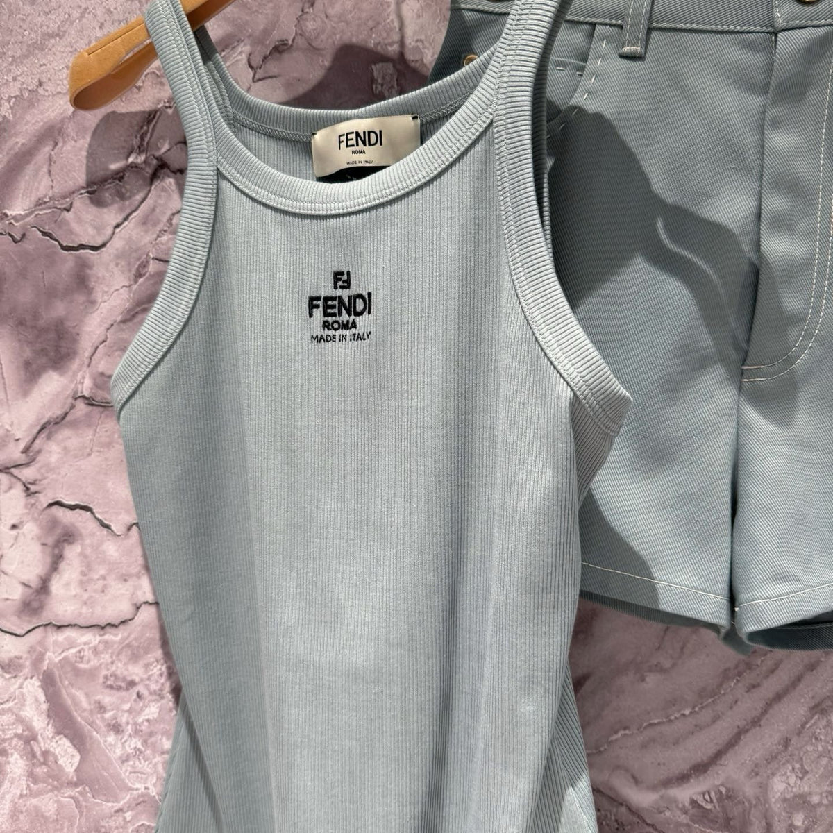 FEN TANK TOP