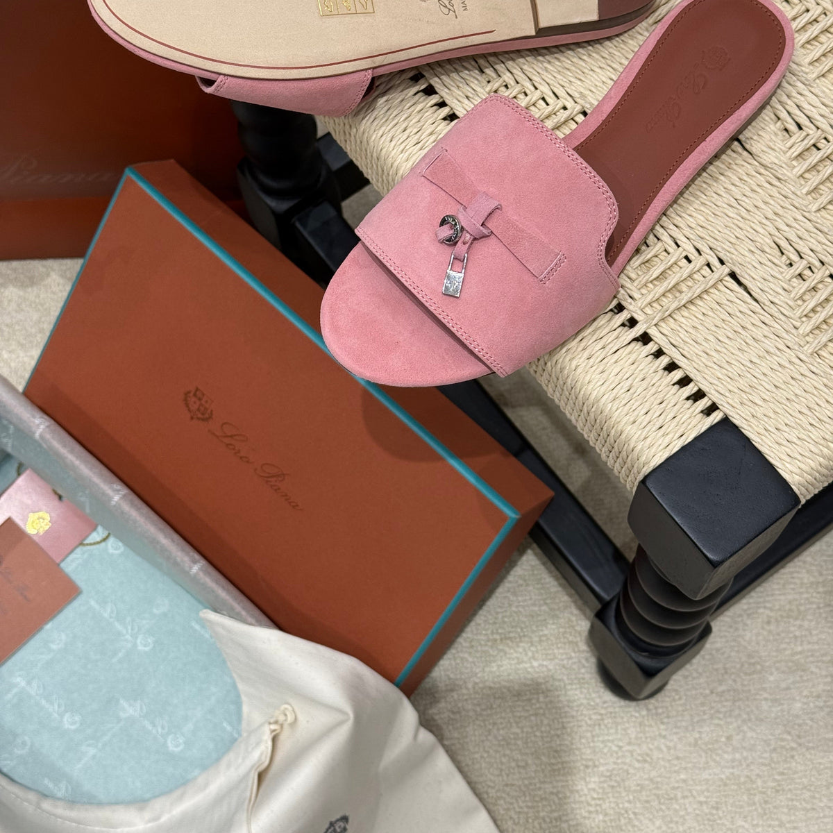 LORO P SUMMER CHARM SLIPPER