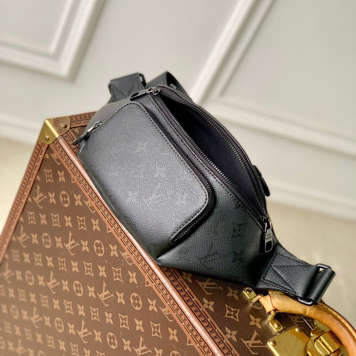 LOU RUSH BUMBAG