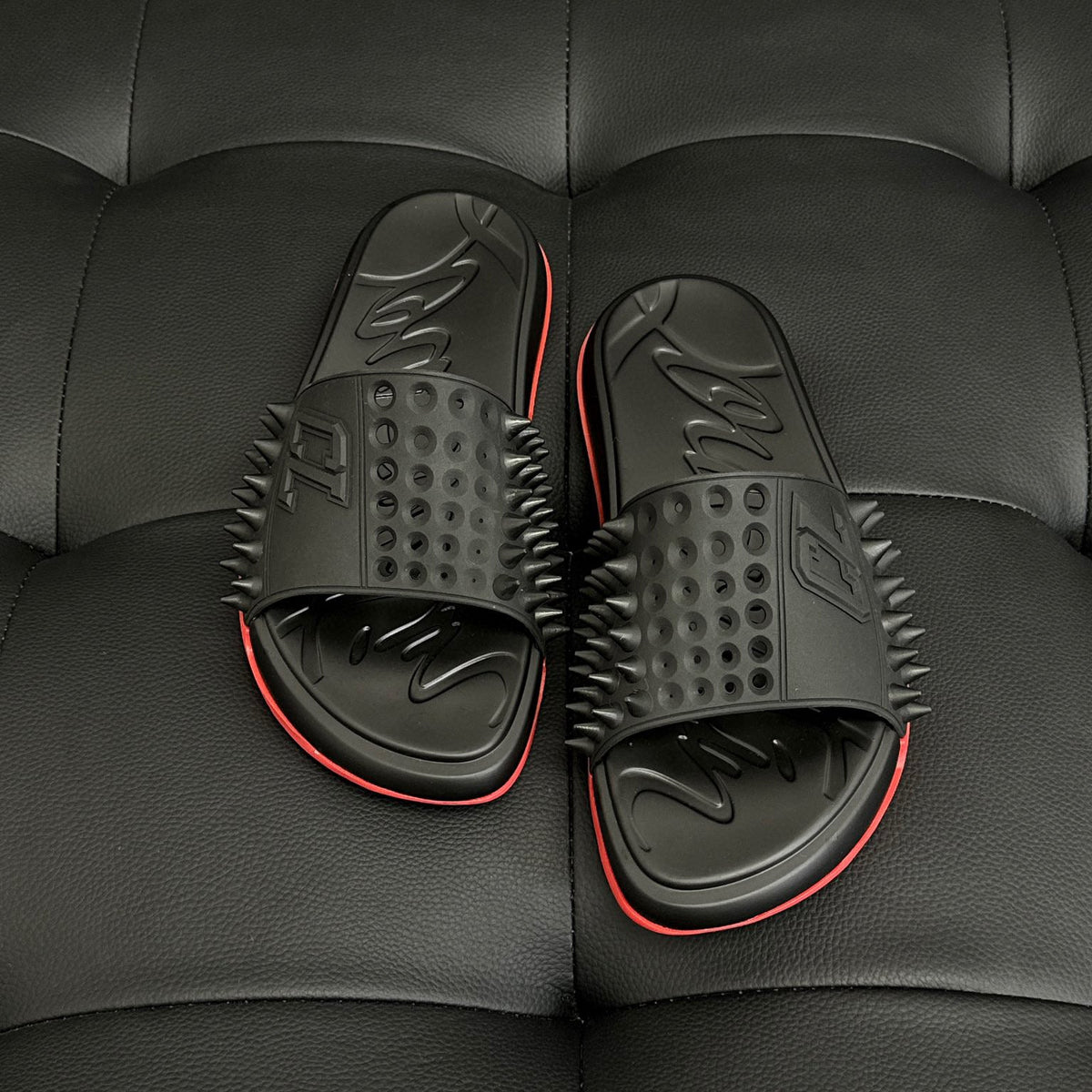 CL SPIKE SLIDES