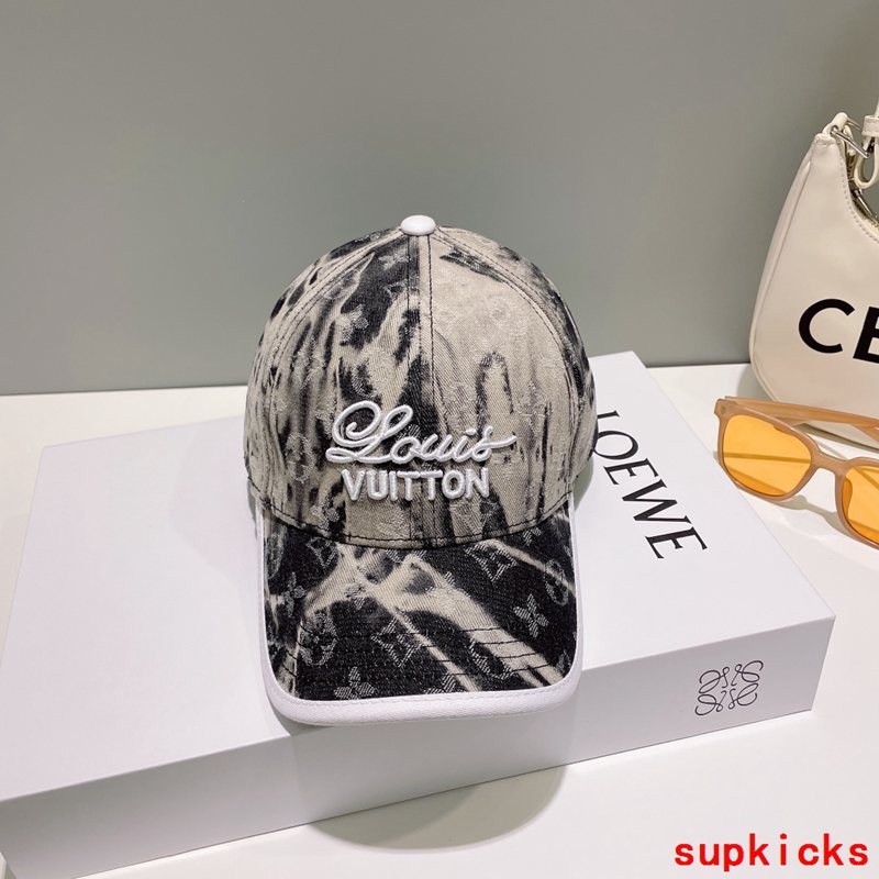 Louis Vuitton Luxury Cap