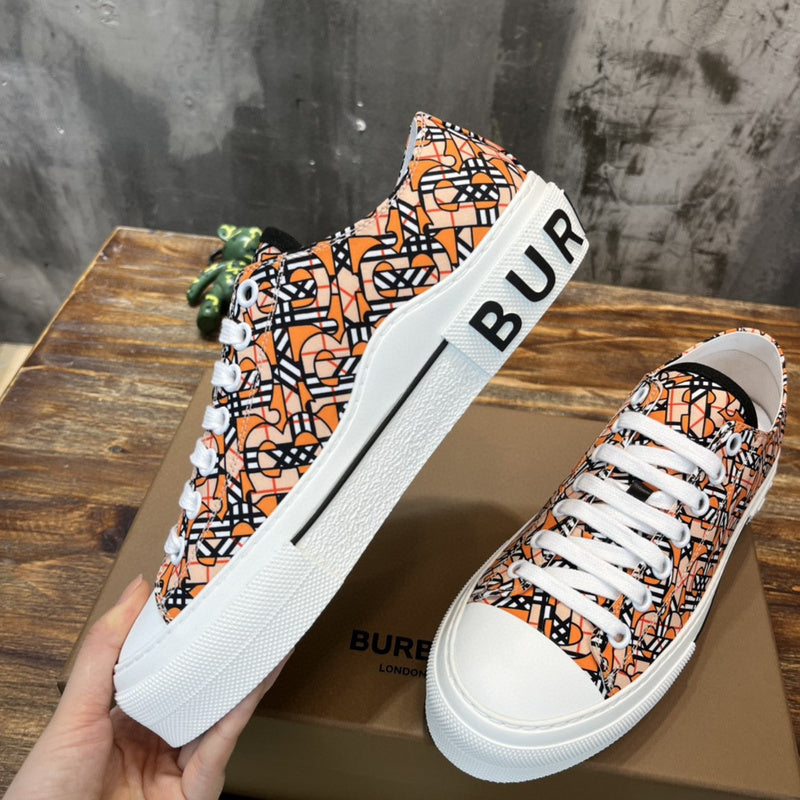 Burberry Luxury Shoes