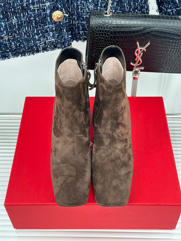 Roger Vivier Luxury Shoes