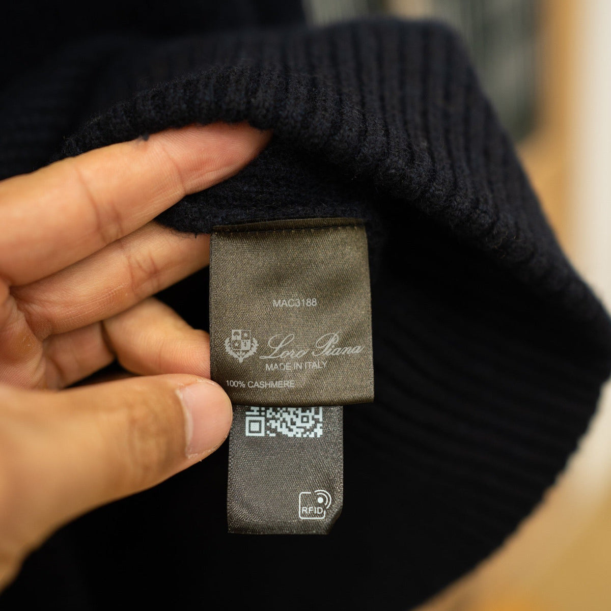LORO P CASHMERE JUMPER