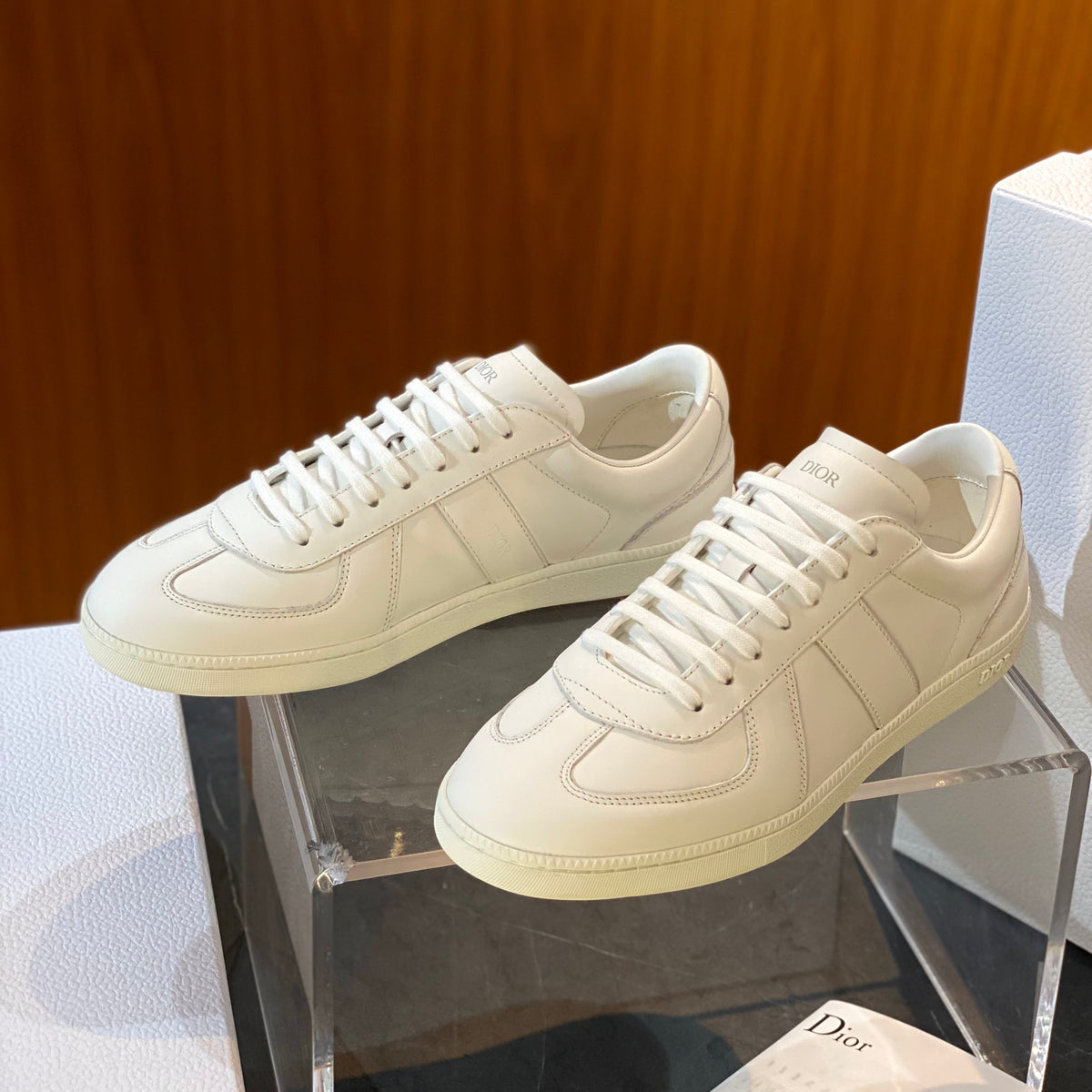 CD B01 SNEAKER