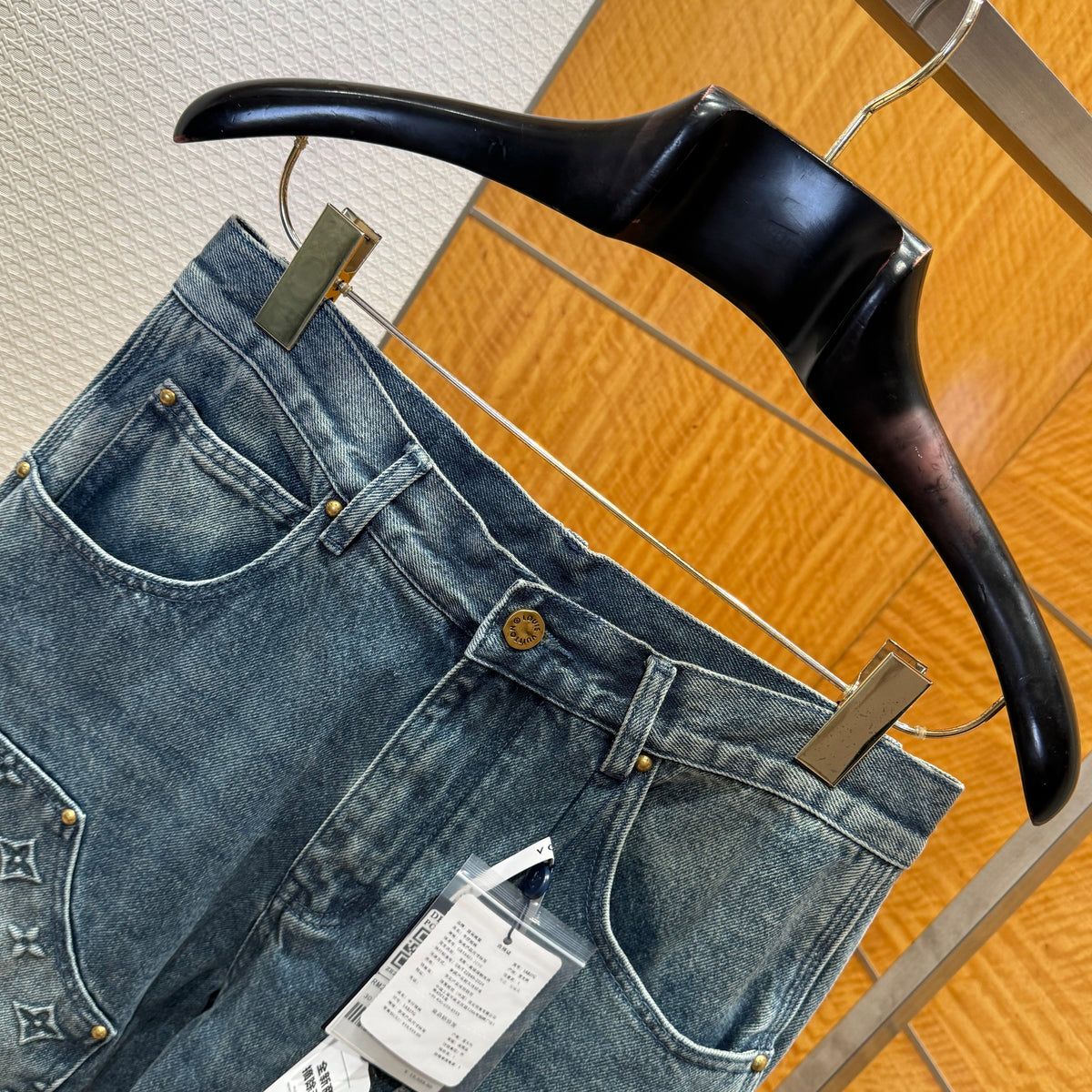 LOU DENIM SHORTS