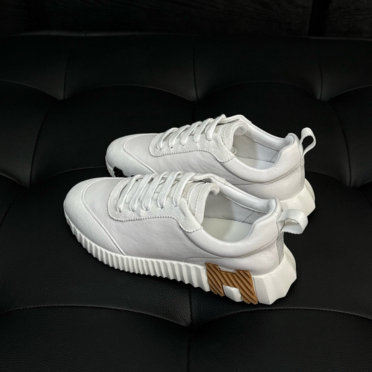 HERM BOUNCING SNEAKERS