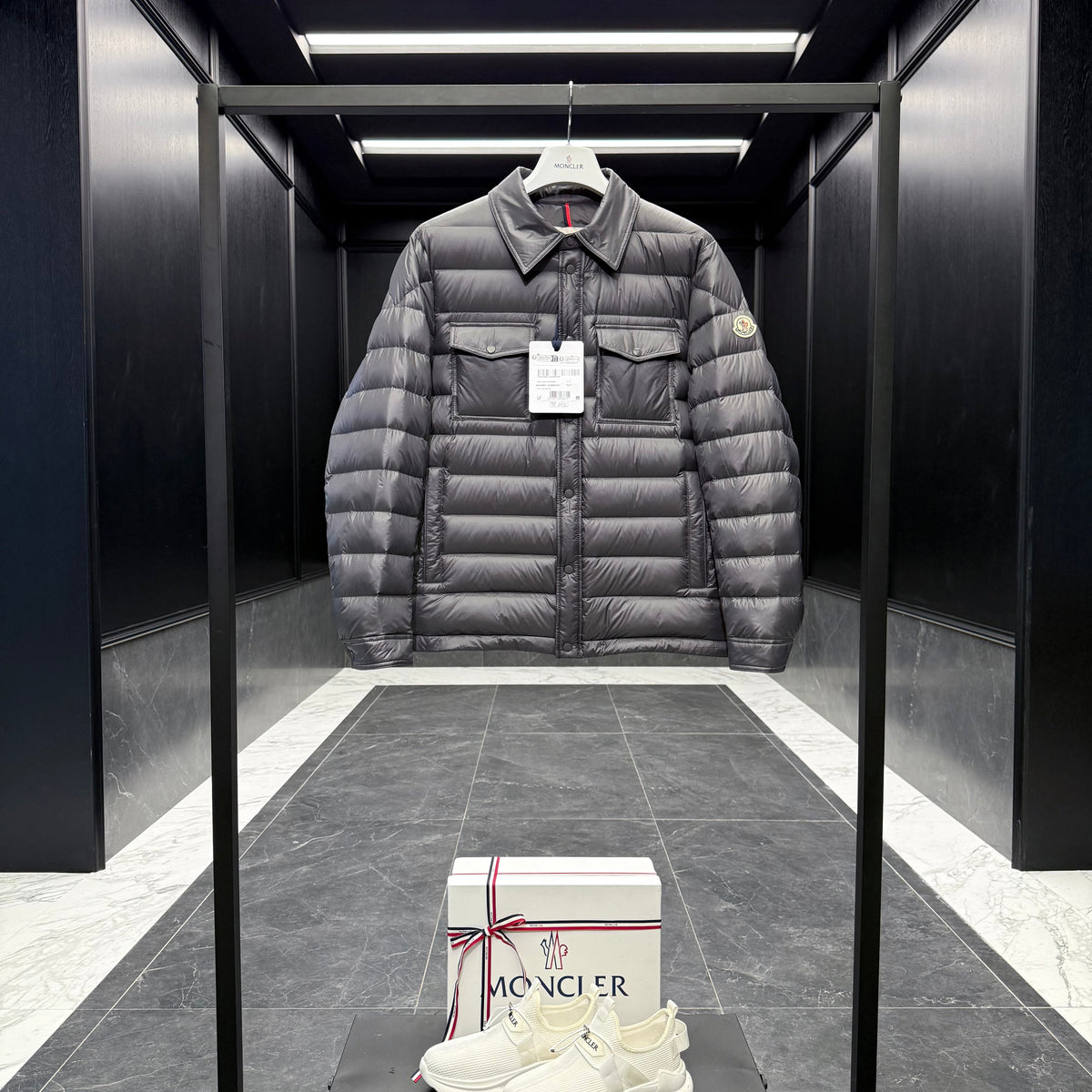 MONC CHAMBLY JACKET