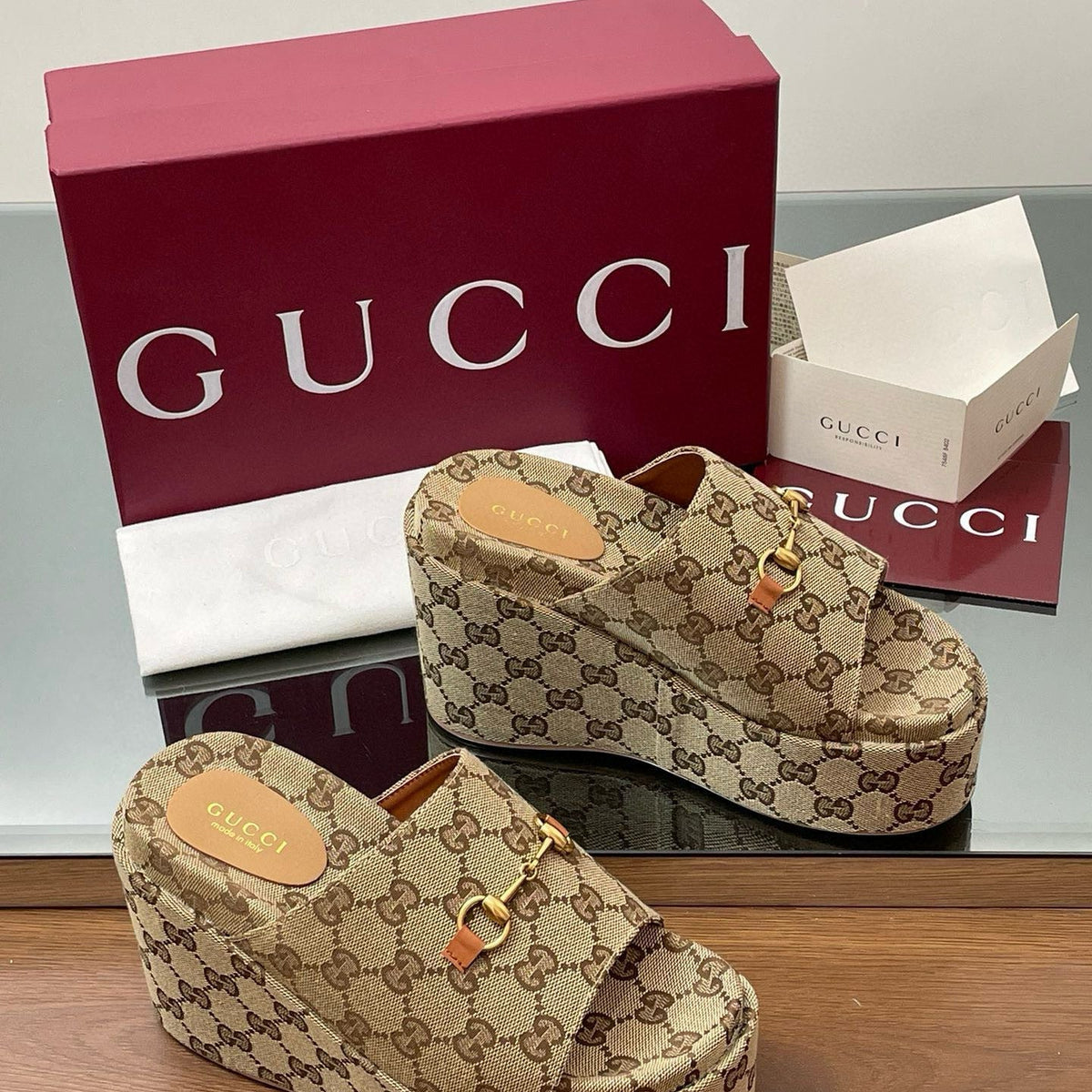 GG WEDGE SANDALS