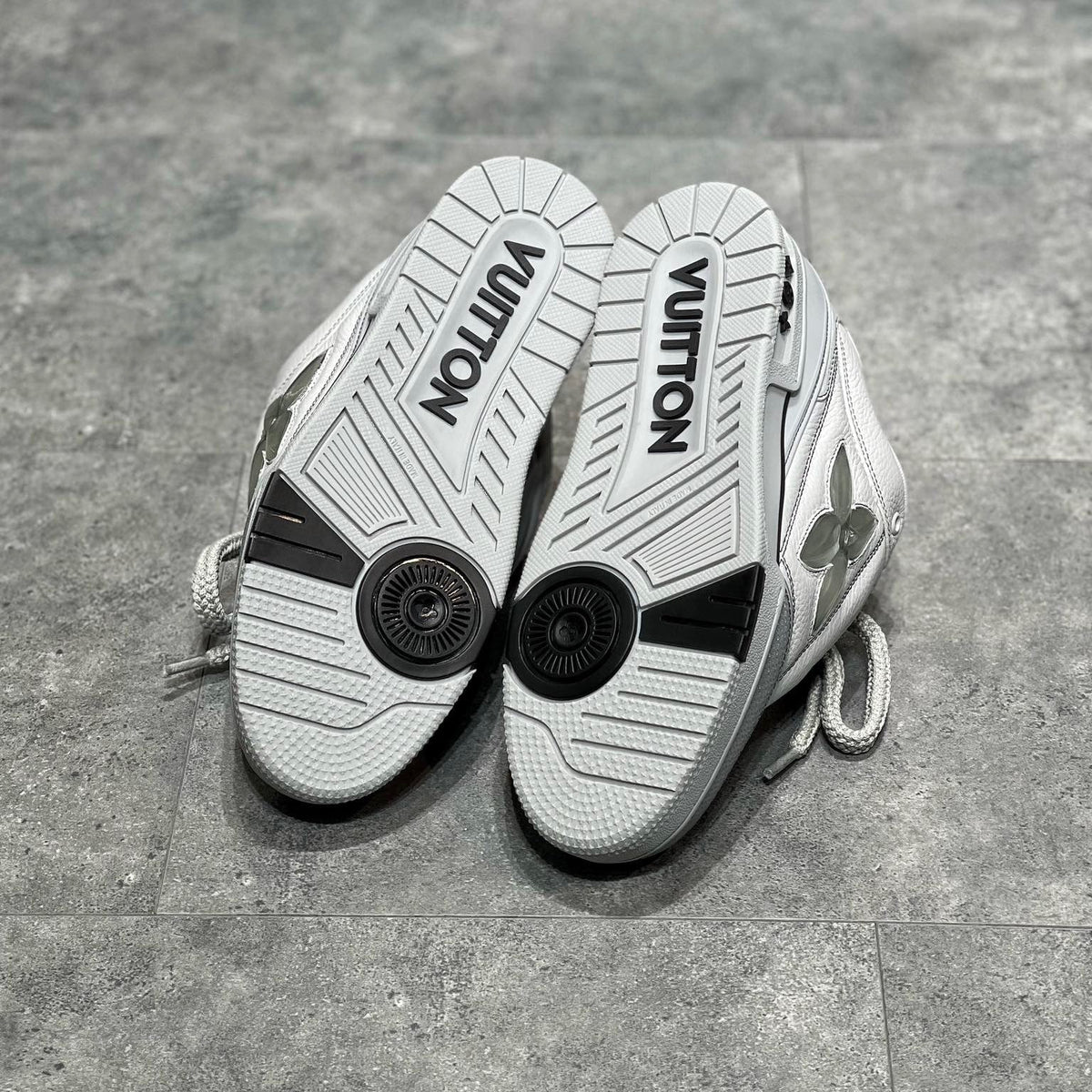 LOU TRAINERS