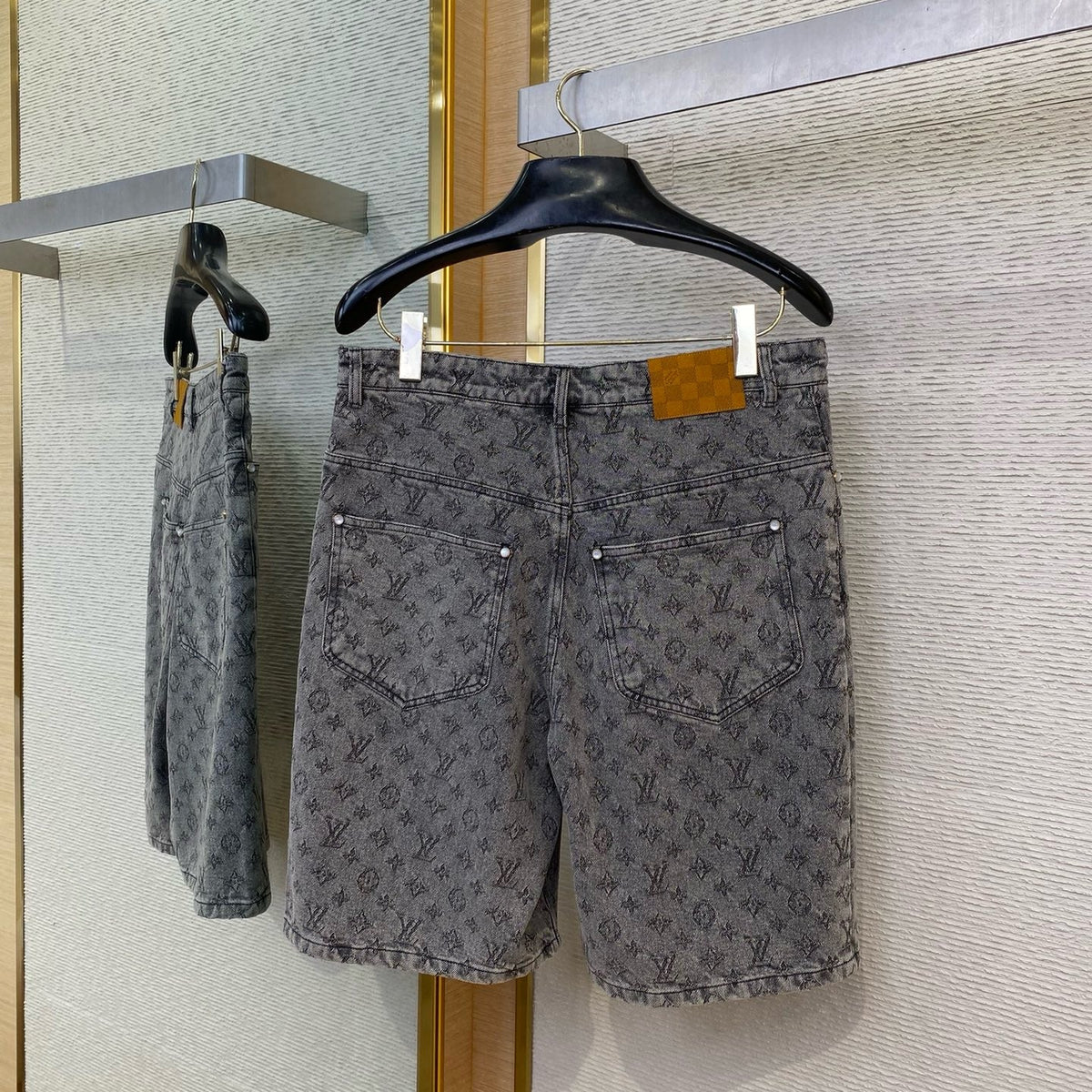 LOU DENIM SHORTS