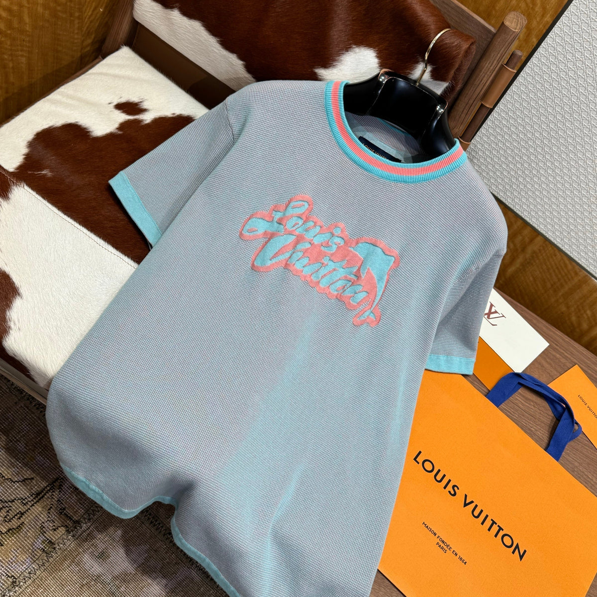 LOU T-SHIRT