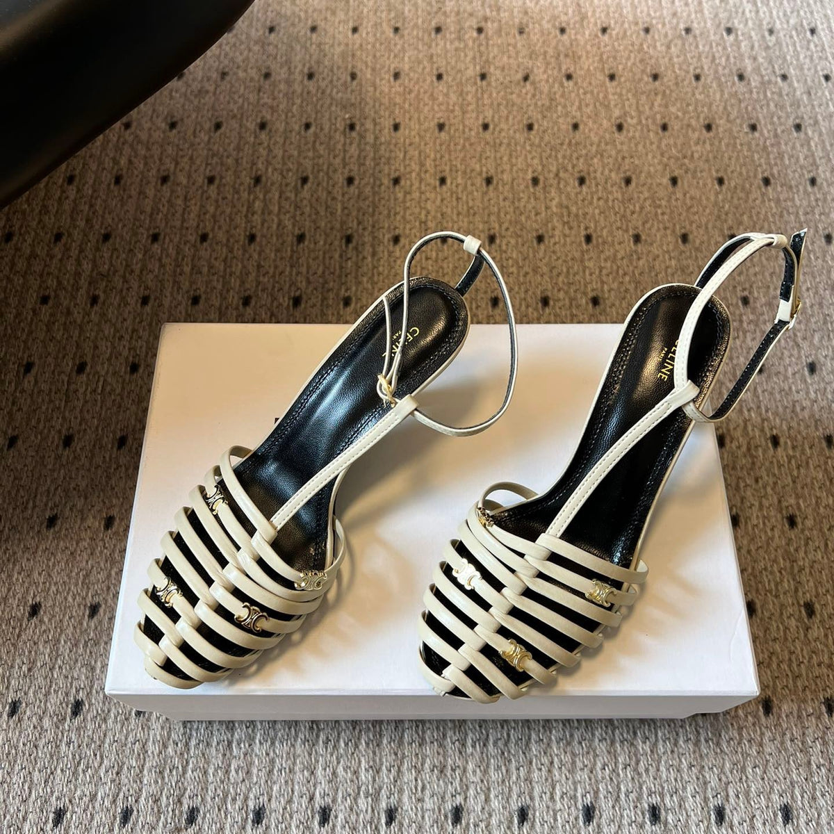 CEL HEELS