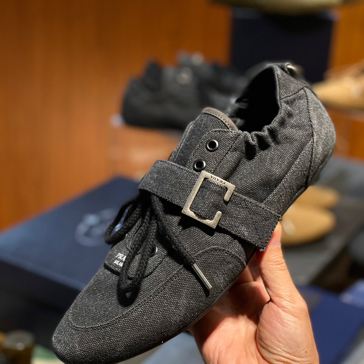 PD COLLAPSE SNEAKER