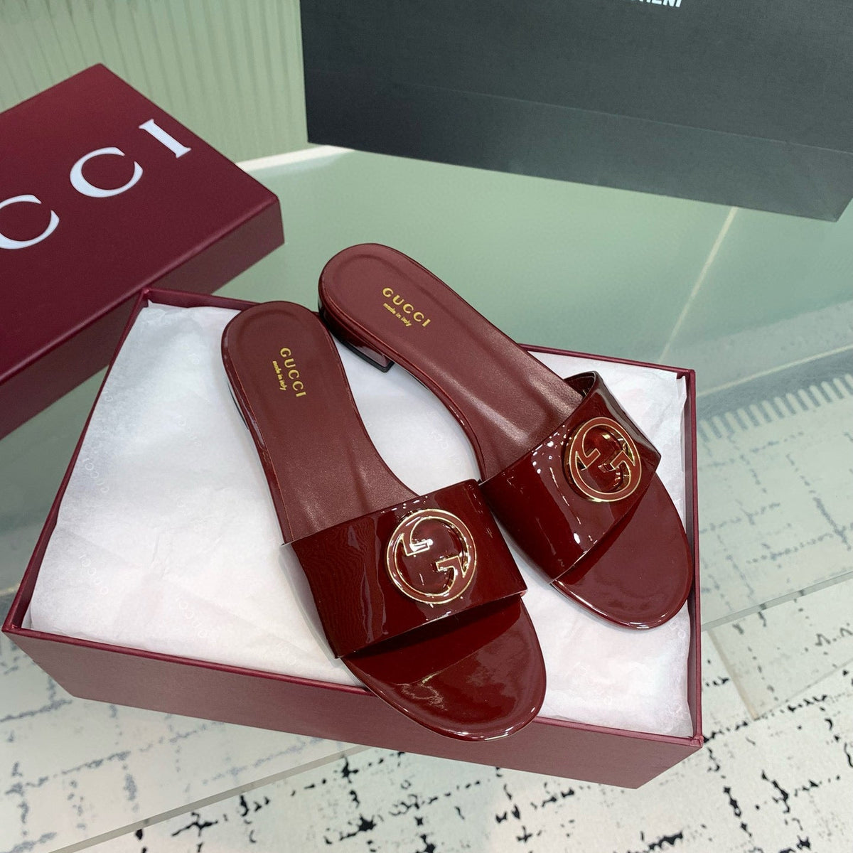 GG SANDALS