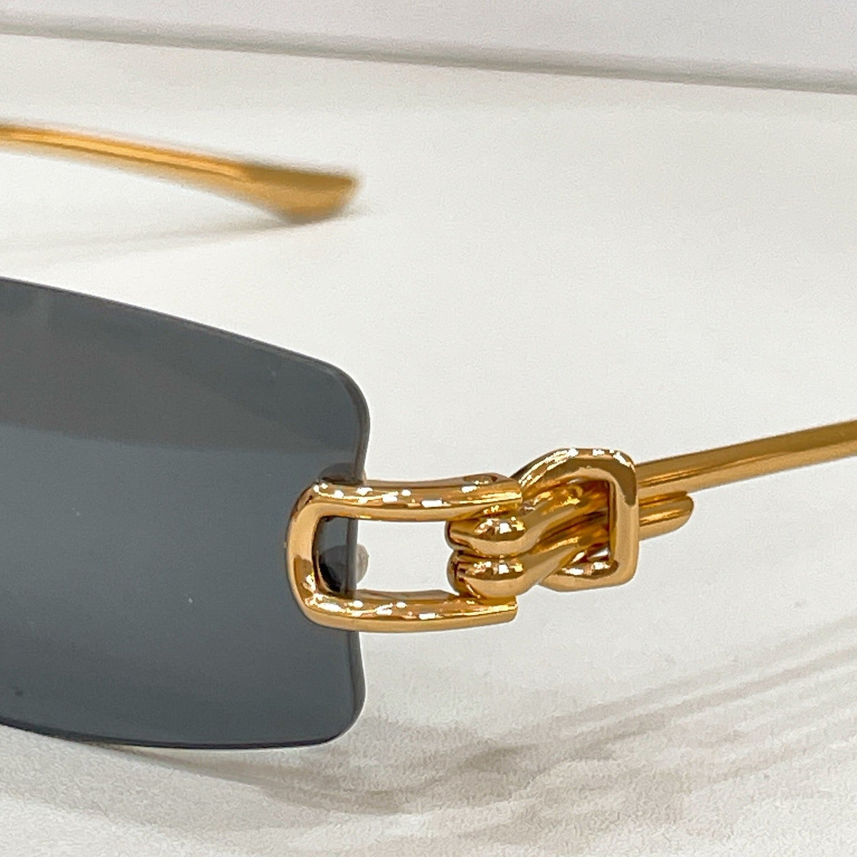 GENTLE M SUNGLASSES