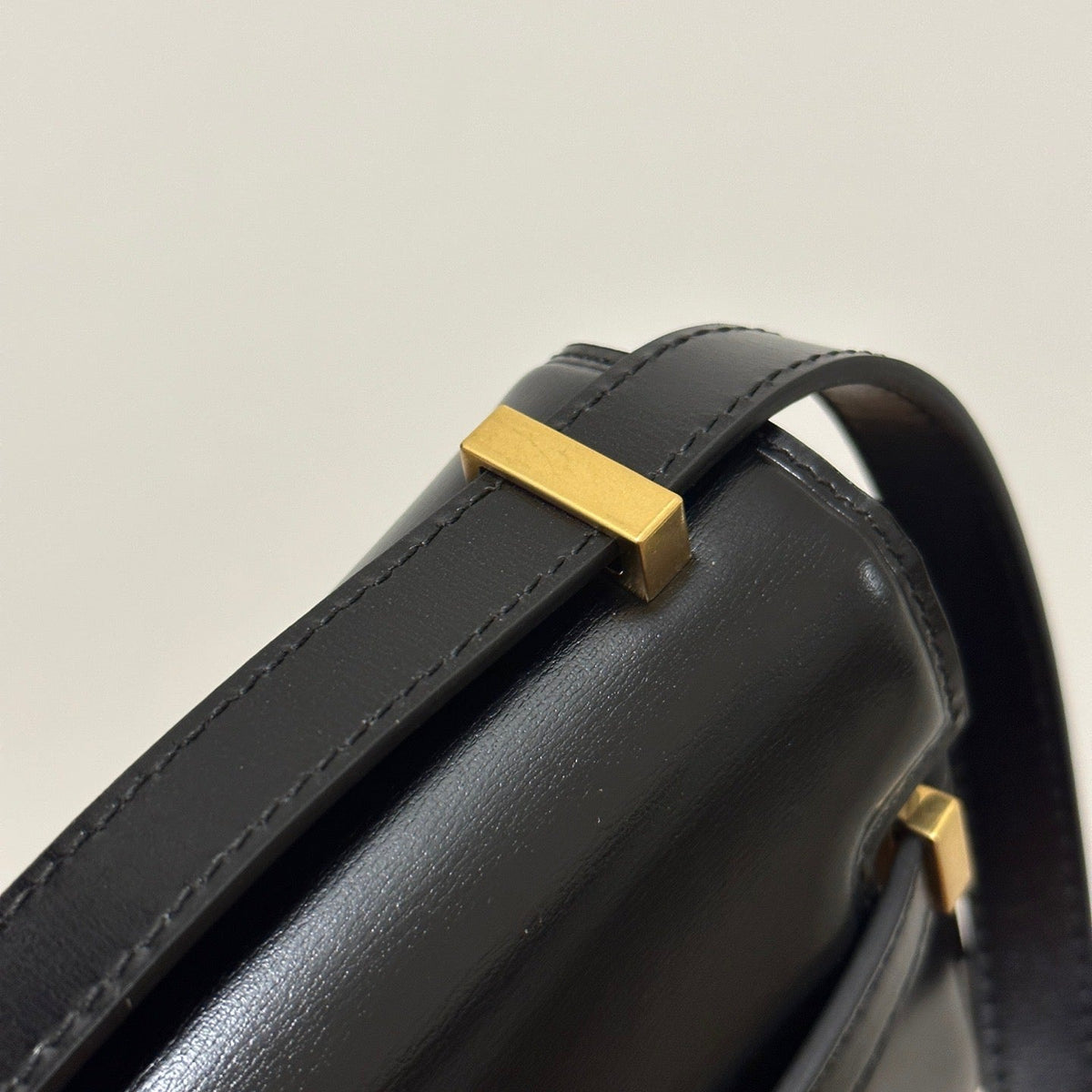 SL MANHATTAN MINI CROSSBODY BAG