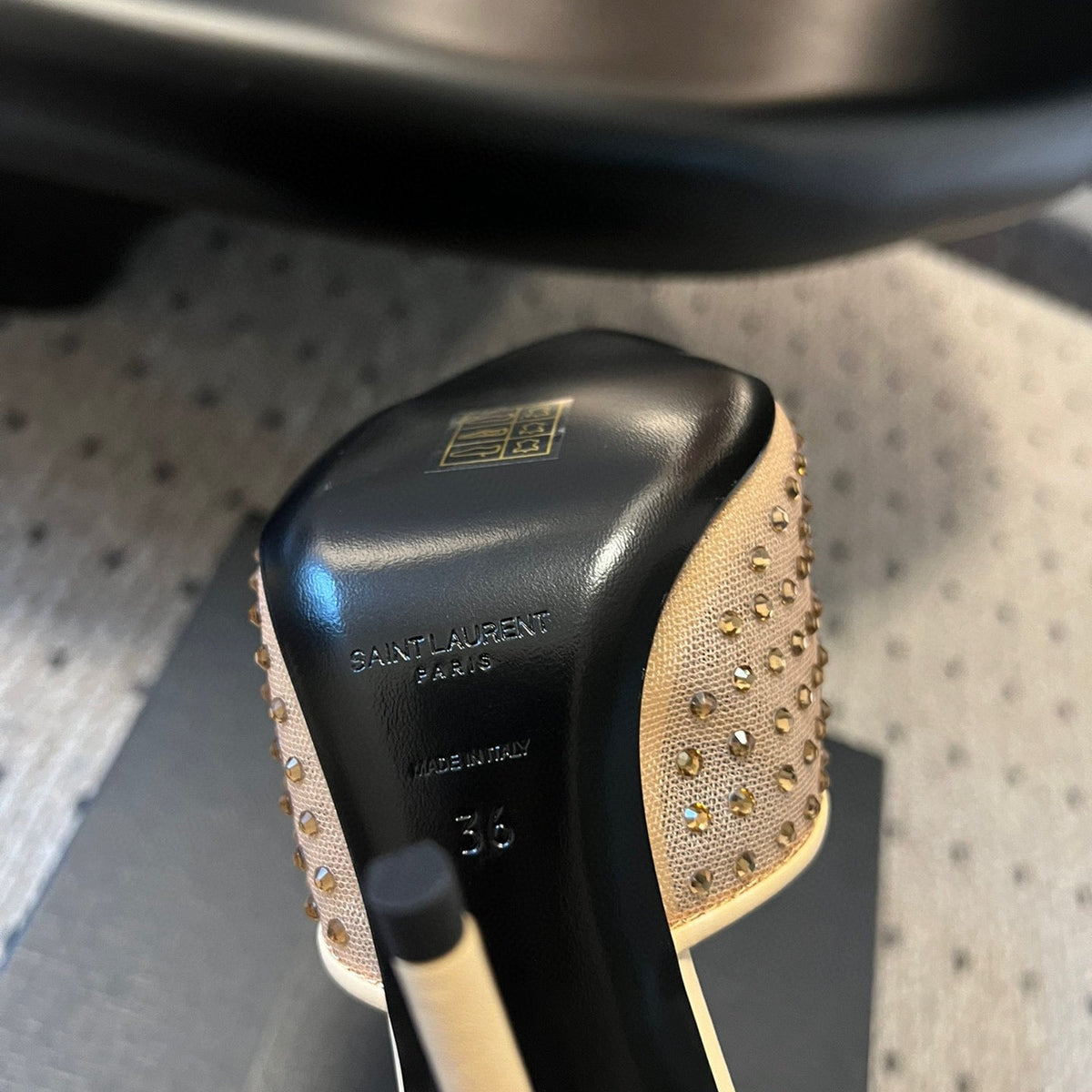 SL HEELS