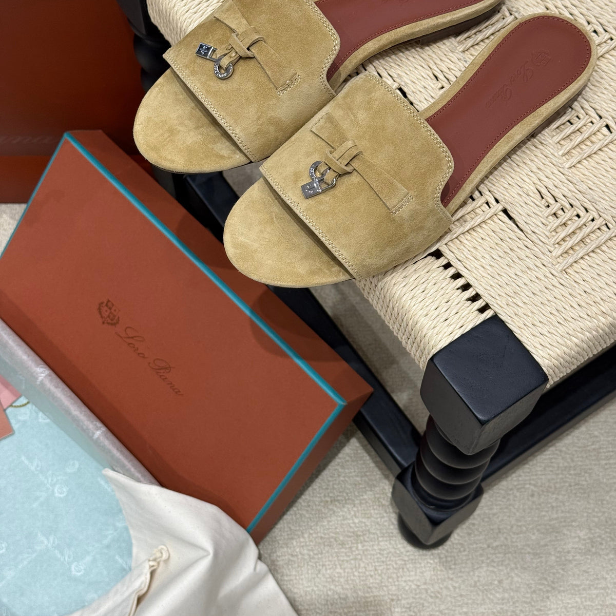 LORO P SUMMER CHARM SLIPPER