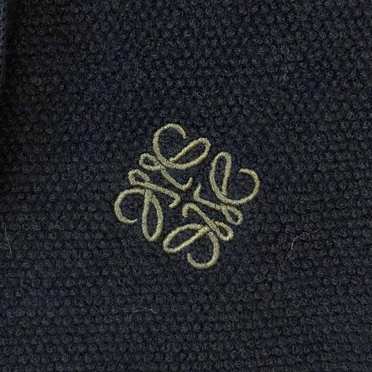 LOEW ZIP HOODIE