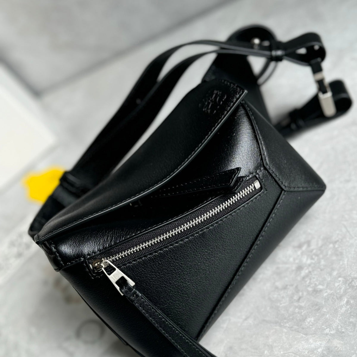 LOEW MINI PUZZLE BUMBAG